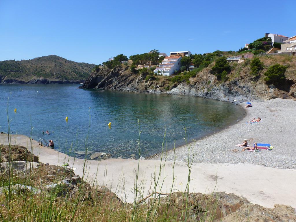 Apartment Rovellada Platja Colera Oda fotoğraf
