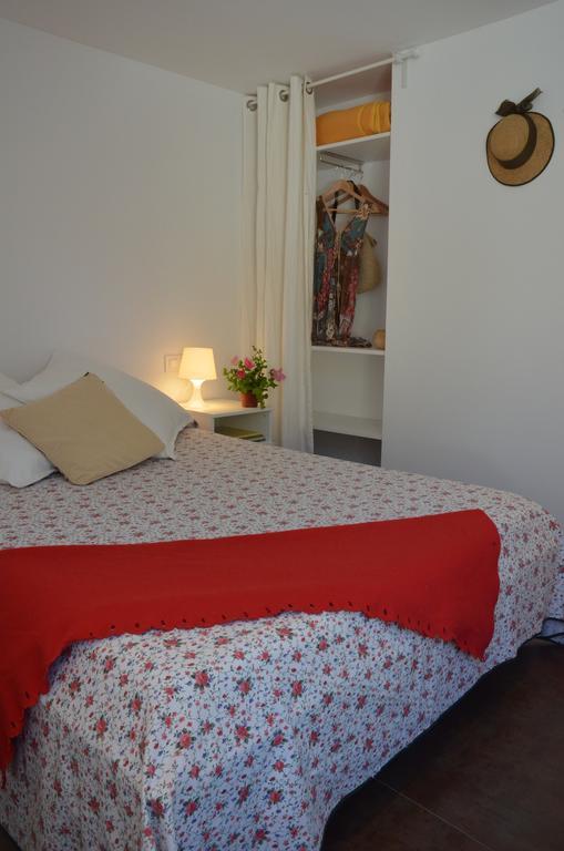 Apartment Rovellada Platja Colera Oda fotoğraf