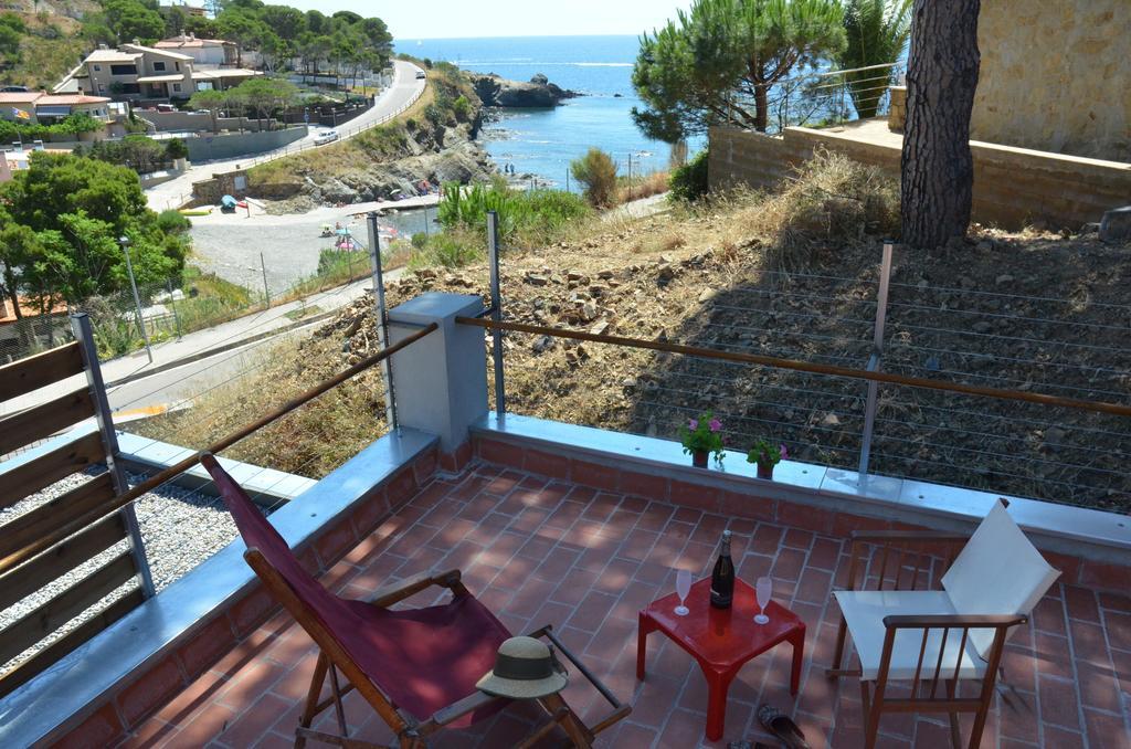 Apartment Rovellada Platja Colera Oda fotoğraf